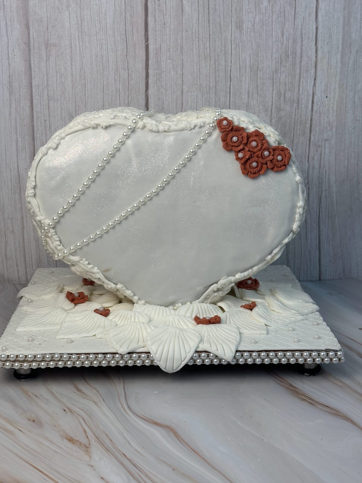 Cake pièce montée Fiançailles/Mariage (à partir de 15 parts)