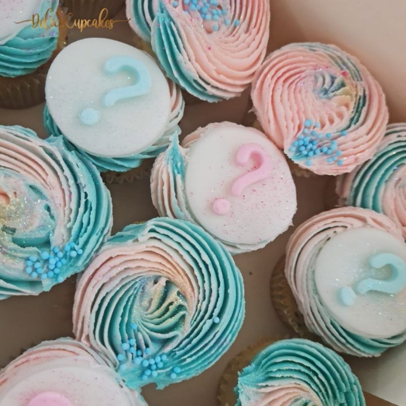 Cupcakes thème Bébé/ Naissance/ Gender Reveal à partir de