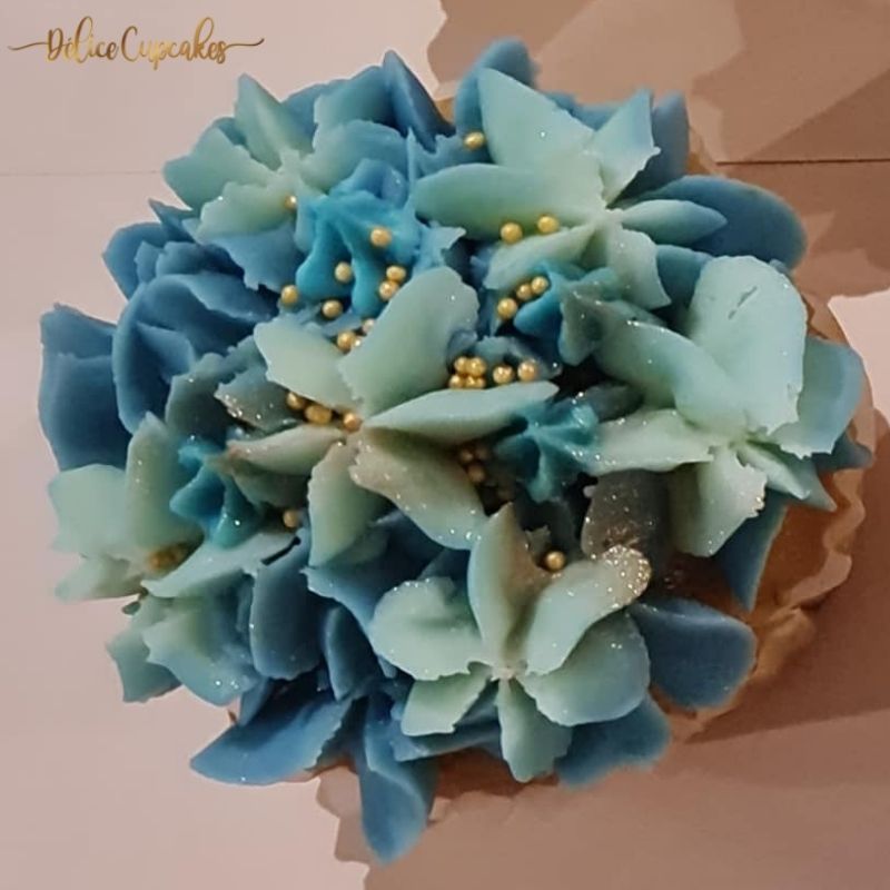 Cupcakes thème Fleurs/Anniversaire/Mariage... à partir de