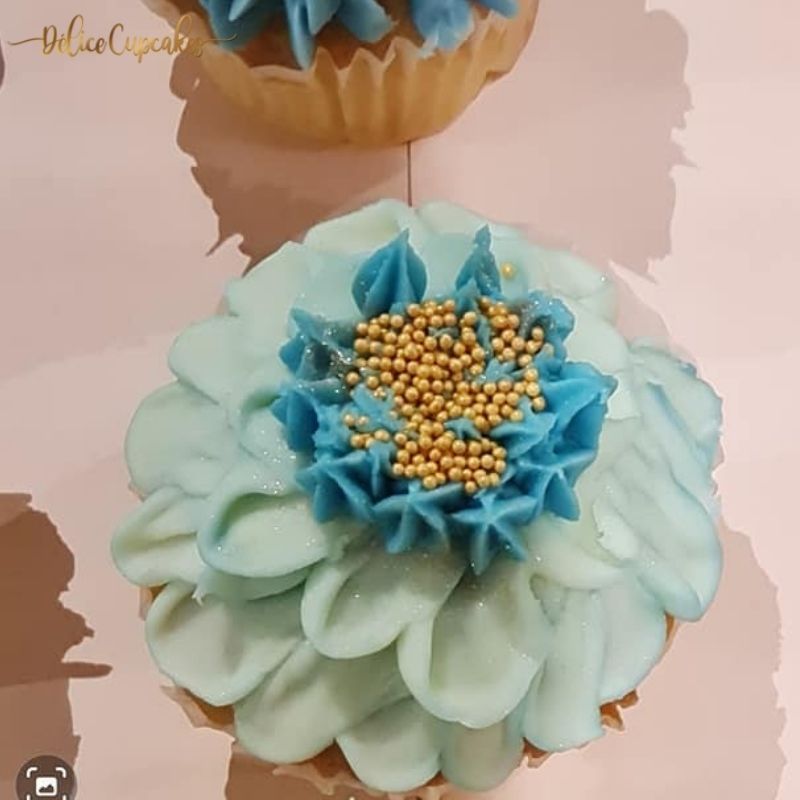 Cupcakes thème Fleurs/Anniversaire/Mariage... à partir de