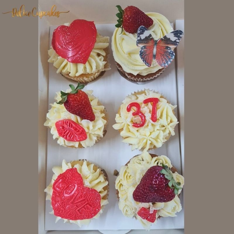 Cupcakes thème Fleurs/Anniversaire/Mariage... à partir de