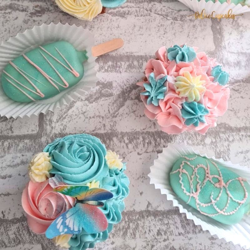 Cupcakes thème Fleurs/Anniversaire/Mariage... à partir de