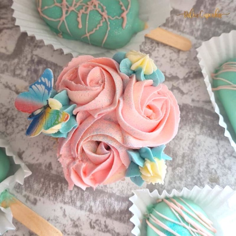 Coffret de cupcakes à offrir thème Fleurs