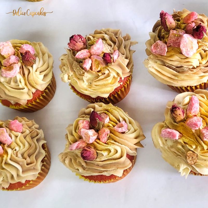 Mini Cupcake Rose Cardamone à partir de