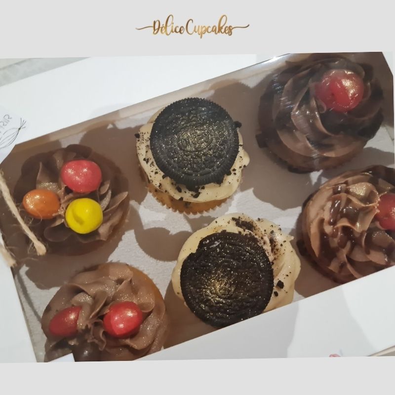 Coffret Délice de 12 Cupcakes Moyen au choix