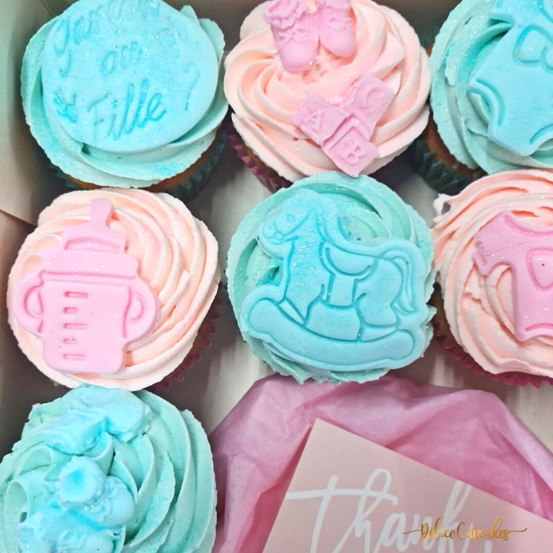 Cupcakes thème Bébé/ Naissance/ Gender Reveal à partir de