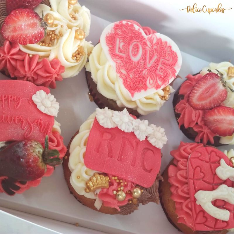 Cupcakes thème Fleurs/Anniversaire/Mariage... à partir de