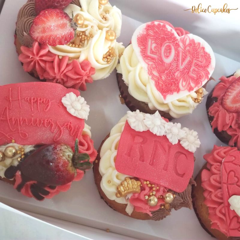 Cupcakes thème Fleurs/Anniversaire/Mariage... à partir de