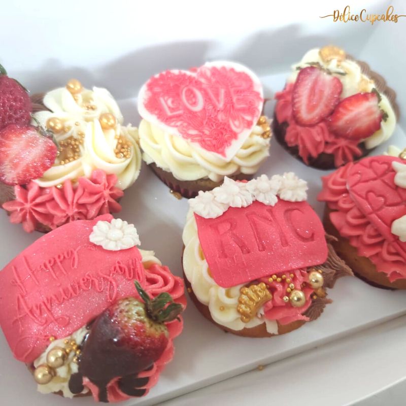 Cupcakes thème Fleurs/Anniversaire/Mariage... à partir de
