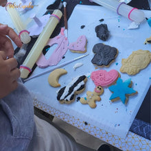 Charger l&#39;image dans la galerie, Atelier de Pâtisserie de Biscuits Personnalisés
